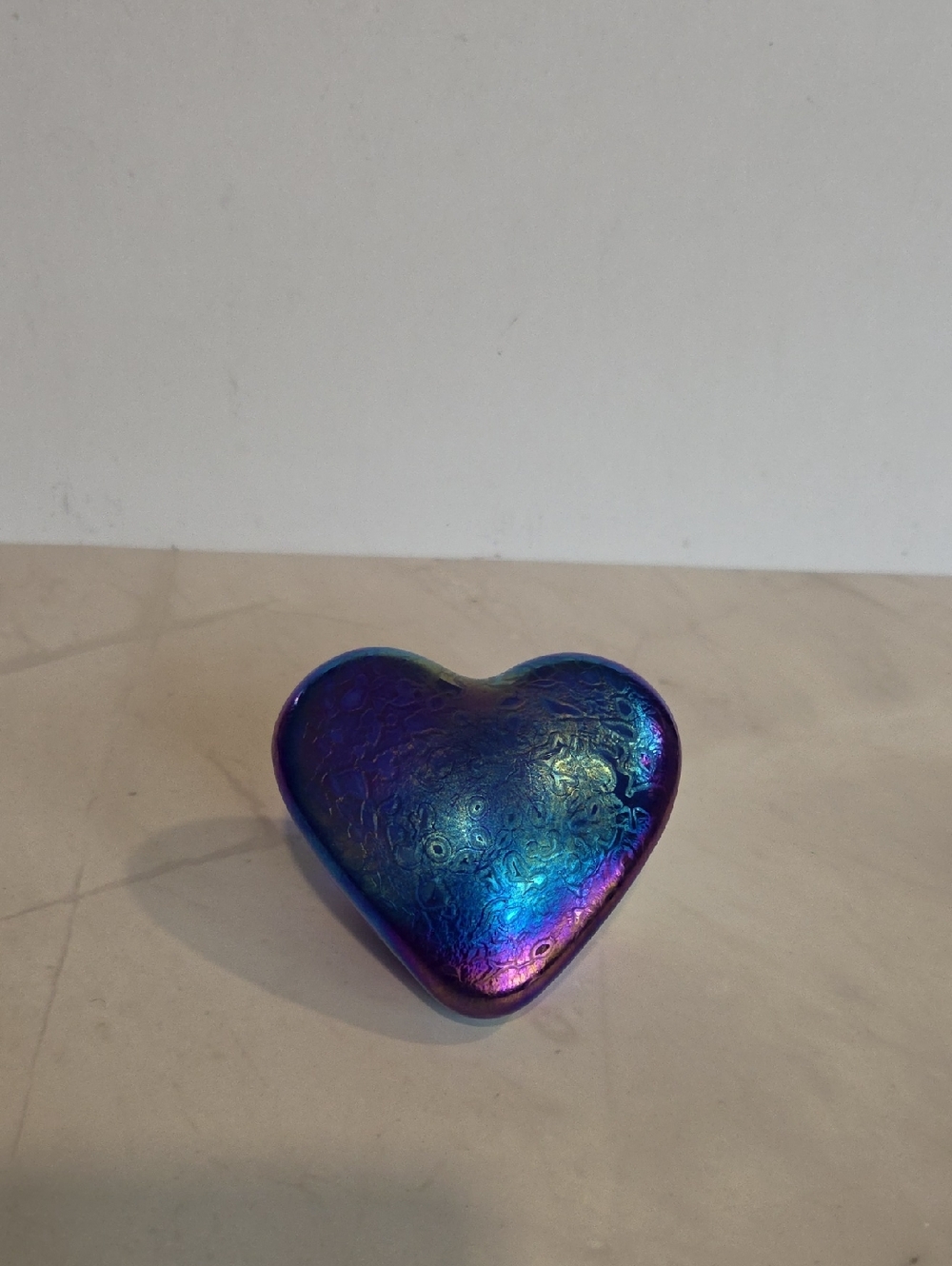 Roger Vines 1999 Heart-Shaped Iridescent Glass Paperweight- Blue/Purple